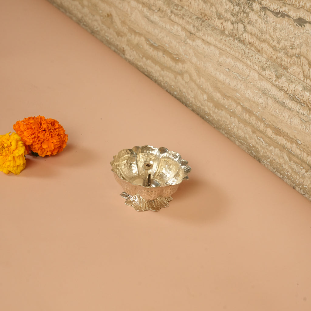 925 Silver Akhand Jyot Diya (Flower Design, 66g)