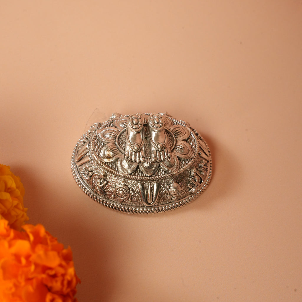 925 Silver Goddess Paduka (Divine Footprints) – Medium (46 Grams)