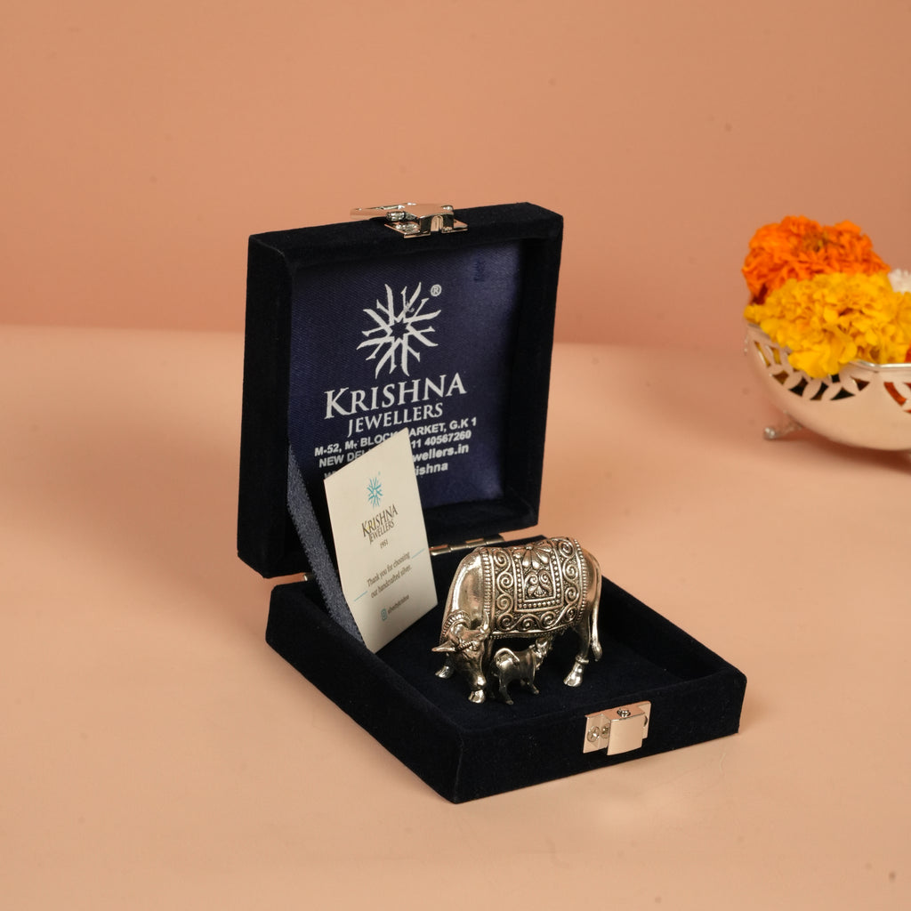 Handcrafted Silver Kamdhenu Cow and Calf Showpiece