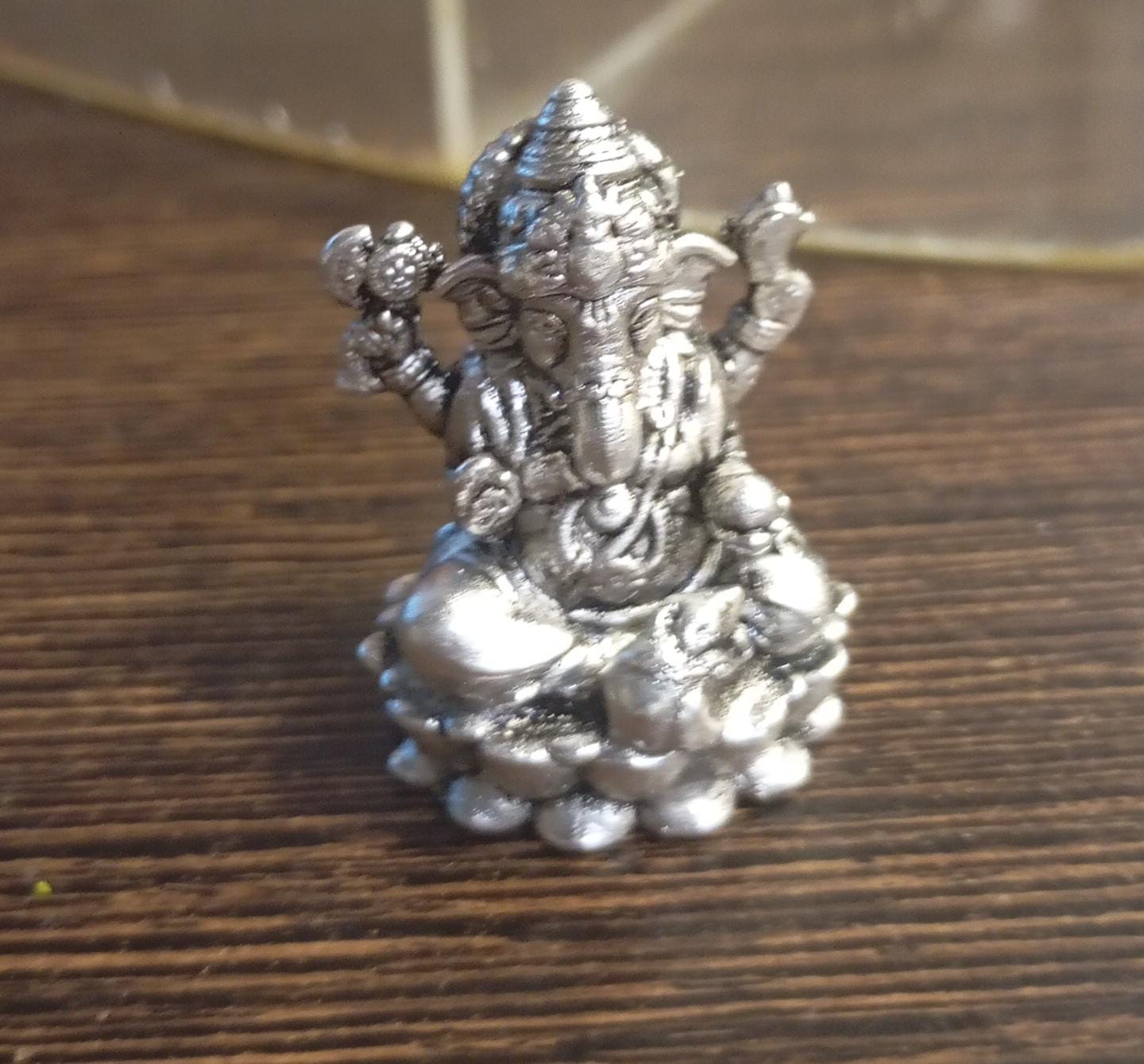 Pure Silver Ganesha Idol – Handcrafted 92.5 Silver Murti for Pooja & Décor